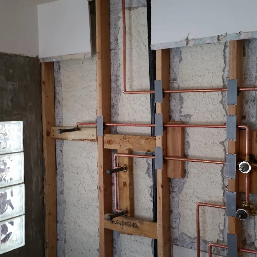 Copper pipe installation for Emergency Plumber in Luling